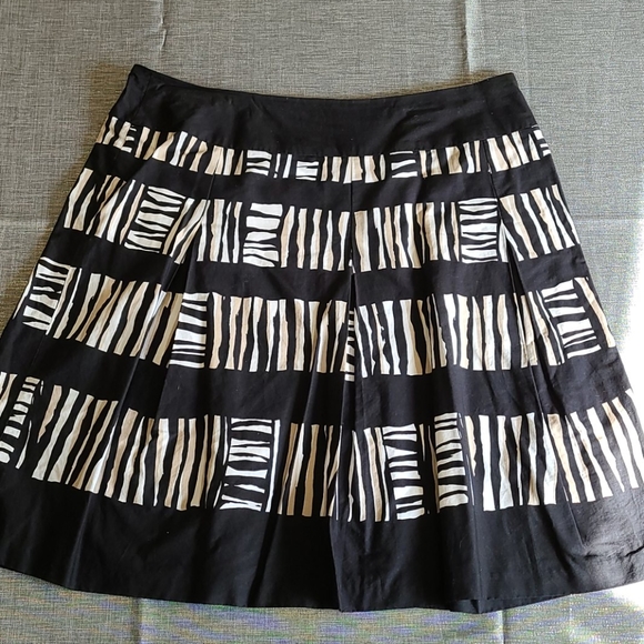 Skirt - Picture 1 of 1